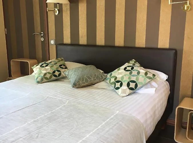 Le Vinois 3* Caillac